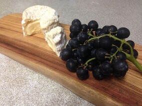 Stumpy with Grapes